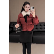 批发红色羽绒服女冬季2026新款今年流行加厚保暖短款圣诞风外套