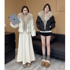 批发韩系大毛领短款羽绒服女冬季新款设计感保暖显瘦小个子面包服外套