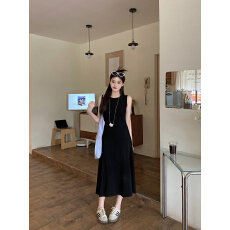 批发实拍<b class='q'>大码</b>女装2026新款黑色圆领背心<b class='q'>连衣裙</b>设计感收腰显瘦气质长裙