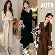 批发新品~孕妇秋装连衣裙2025新款<b class='q'>春</b>秋韩版宽松洋气简约V领针织孕妇裙