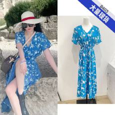 批发刘亦菲<b class='q'>同款</b>蓝色碎花<b class='q'>连衣裙</b>女2025夏季新款设计感小众收腰显瘦裙子