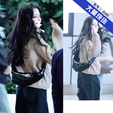 批发<b class='q'>明星</b>迪丽热巴同款卡其色翻领毛衣外套女秋冬新<b class='q'>款</b>慵懒拉链针织开衫