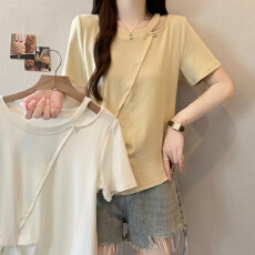 批发实拍~<b class='q'>大码</b>胖MM镂空短袖t恤<b class='q'>女</b>2026夏季新款别致设计感小众开叉上衣