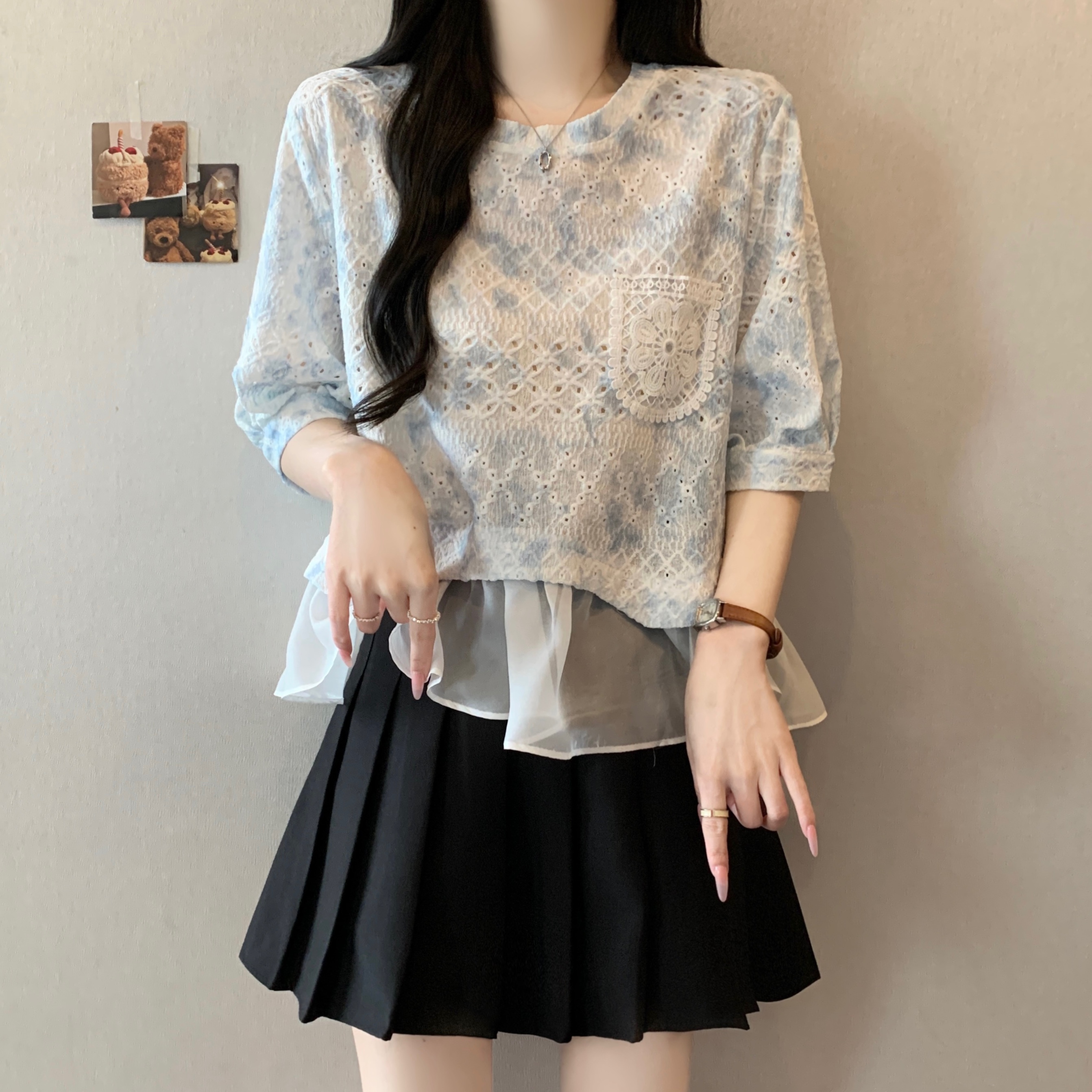 실사 2026 새로운 빅 사이즈 여성 의류 지방 mm 패션 디자인 센스 페이크 레이어드 홀로우 아웃 표지 배 슬림해 보이는 다용도 맨위