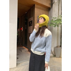 批发实拍韩系蓝白条纹撞色圆领套头<b class='q'>毛衣</b>简约软糯<b class='q'>宽松</b>针织上衣女