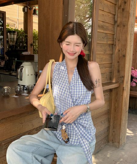 실사 여름 새로운 한국 스타일 패션 다용도 체크무늬 V넥 맨위 민소매 레이스업 조끼 둘 착용 작은 셔츠 여성