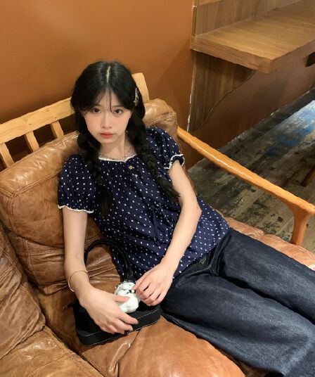 실사 도트 무늬 해군 반팔 인형 셔츠 레이스 레이스 귀여운 쇼트 스타일 여성 셔츠