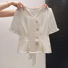 批发夏季新款时尚洋气V领短袖衬衫女设计感收腰显瘦蝴蝶结绑带上衣