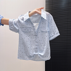 批发2026夏季新款时尚洋气假两件拼接短袖<b class='q'>波点</b><b class='q'>衬衫</b>女设计感减龄上衣潮
