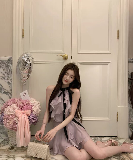 yiyiwang 얼음 포도 웨이브 새틴 바이올렛 배색 프릴 나비 매듭 민소매 맨위 반신 스커트