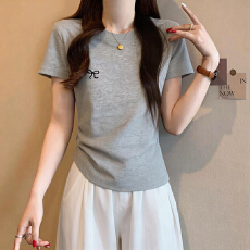 批发实拍大码胖mm短袖T恤女<b class='q'>夏</b>季显瘦遮肚刺绣上衣M-4XL