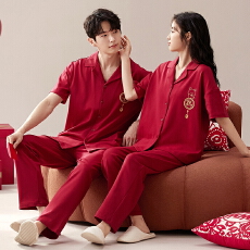 批发本命年情侣家居服夏季短袖长裤棉质婚庆喜庆红色睡衣<b class='q'>男</b>女翻领开衫