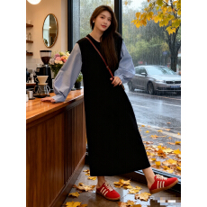 批发大码女装假两件拼接<b class='q'>连衣裙</b>女秋宽松遮肉蓝黑<b class='q'>撞色</b>长袖中长款直筒裙