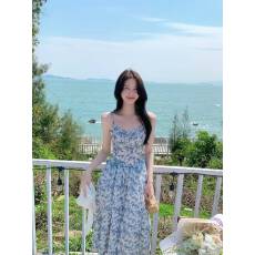 批发JeJuna炸鸡欧尼 青花瓷 有效瘦腰法式吊带裙白色<b class='q'>针织</b><b class='q'>开衫</b>海边套装