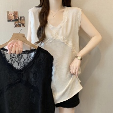 批发实拍大码女装新款蕾丝风v领无袖外穿<b class='q'>打底衫</b>宽松百搭叠穿花边背心