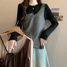 批发实拍2026秋季新款时尚百搭不规则吊带<b class='q'>背心</b><b class='q'>假</b>两件长袖T恤女上衣