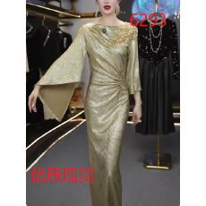 批发<b class='q'>高端</b>轻奢名媛宴会婚宴装<b class='q'>连衣裙</b>气质法式收腰设计感2026新款晚礼服