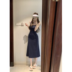 批发实拍不减价<b class='q'>打底裙</b>夏季新款韩版气质显瘦自带胸垫吊带<b class='q'>连衣裙</b>长裙女