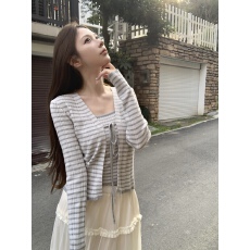 批发实拍不减价<b class='q'>春</b>夏韩系新款纯欲风薄款百搭针织吊带开衫条纹两件套女