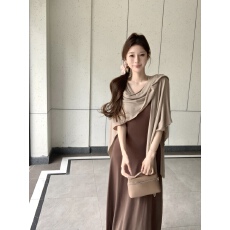 批发实拍不减价 春夏季清冷感针织开衫吊带连衣裙两件套女显瘦<b class='q'>套装</b>