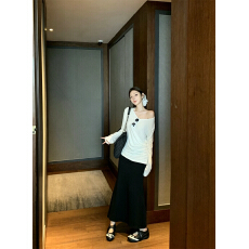 批发实拍不减价 <b class='q'>莫代尔</b>一字肩条纹<b class='q'>t</b><b class='q'>恤</b>女夏薄款长袖上衣防晒罩衫半身裙