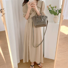 批发已出货　v领绑带收腰<b class='q'>翻领</b><b class='q'>连衣裙</b>