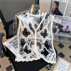 批发实拍 蕾丝钩花刺绣V领网纱马甲夏季新款<b class='q'>大码</b>女装叠穿<b class='q'>背心</b>无袖上衣