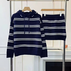 批发法式温柔甜美风连帽条纹针织衫女秋季新款显瘦时尚<b class='q'>休闲</b><b class='q'>套装</b>