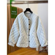 批发今年流行菱格设计单排扣轻薄棉服外套女<b class='q'>棉衣</b>宽松纯色百搭2025冬款