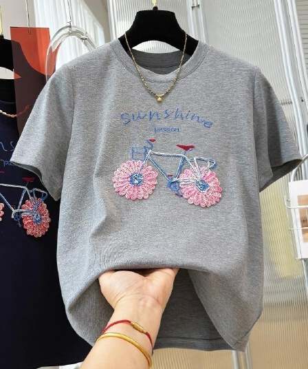 2026 새로운 한 부서 무거운 작업 자수 고유 한 Chic 반팔 티셔츠 여성 여름 반소매 그레이트 봐 의류 ins