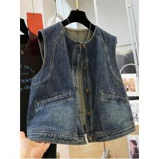 批发韩系穿搭复古休闲圆领牛仔马甲<b class='q'>背心</b>外套<b class='q'>女</b>秋季叠穿巨好看无袖坎肩