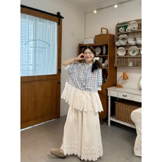 批发实拍日系复古格子衬衣女拼接花边短袖上衣+宽松<b class='q'>蕾丝</b>下摆裤子