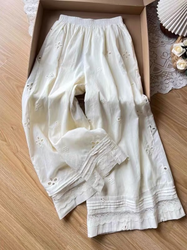 2025 여름 새로운 자수 홀로우 아웃 스트레이트 캐주얼 바지 여성 느긋한 바람 레이스 조각 한국 스타일 다용도 와이드 레그 팬츠