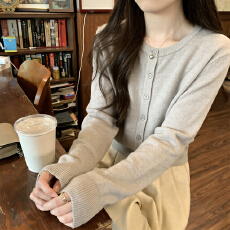 批发实拍~三标齐~2026春季新款纯色简约百搭针织外套开衫上衣