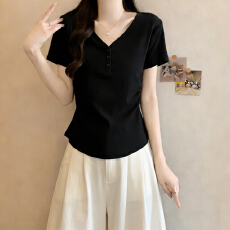 批发实拍~ 正肩v领修身显瘦短袖t恤女夏季大码胖MM纽扣褶皱显瘦上衣