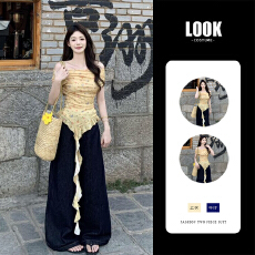 批发夏日绝美ootd穿搭一整套高级小众不撞款碎花<b class='q'>上衣</b>牛仔阔腿<b class='q'>裤</b><b class='q'>两件套</b>