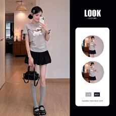 批发减龄显瘦设计感休闲运动套装女夏季正肩小狗短袖碎花裙<b class='q'>时尚</b>两件套