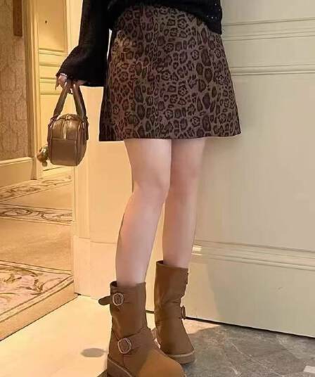 세련된 레트로 레오파드 무늬 프린트 한 마디 반신 스커트 여성 이른 가을 외국 가스 하이웨이스트 슬림해 보이는 노출 방지 작은 우유 표범 미니 스커트
