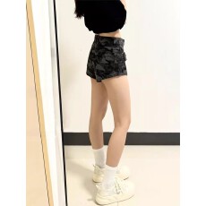 批发现货~美式迷彩辣妹牛仔短裤女夏季新款高腰修身显瘦小个子a字热裤