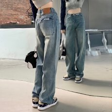 批发梨形身材设计感直筒牛仔裤女秋季大码胖mm高腰遮肉显瘦阔腿拖地裤