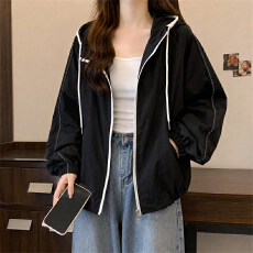 批发实拍大码胖mm冲锋衣外套女春秋季<b class='q'>宽松</b><b class='q'>户外</b>小个子连帽工装夹克上衣
