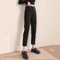 批发黑色直筒牛仔裤女春秋新款高腰修身显瘦八分小个子烟管裤子
