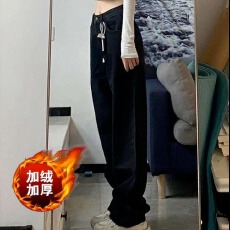 批发黑色窄版牛仔裤女<b class='q'>秋</b>冬加绒大码胖mm宽松显瘦梨形身材阔腿直筒裤子