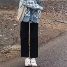 批发高腰显瘦黑色直筒加绒牛仔<b class='q'>裤</b>女百搭<b class='q'>弹力</b>秋冬韩版九分烟管<b class='q'>裤</b>子