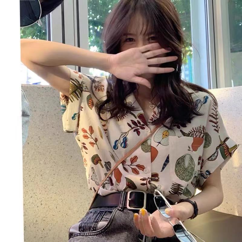 여름 새로운 항구 바람 레트로 쉬폰 프린트 셔츠 여성 셔츠 디자인 센스 루즈핏 품격 짧은