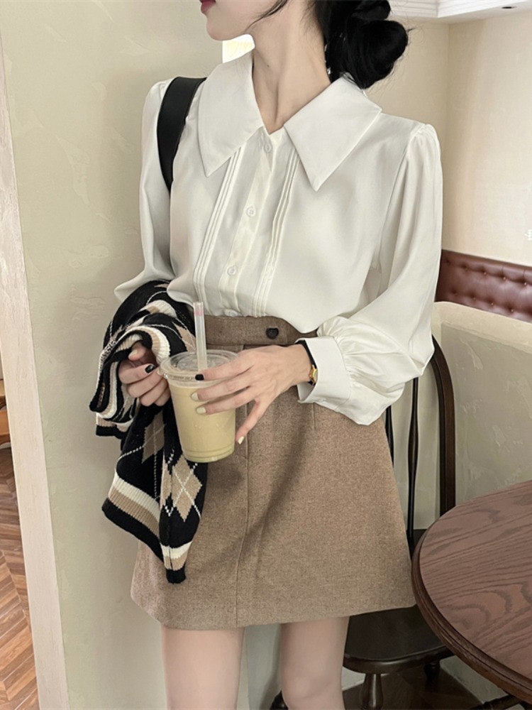 고급 센스 화이트 여성 셔츠 봄 가을 새로운 디자인 센스 작은 대중 POLO 칼라 긴팔 셔츠 다용도 Chic 맨위
