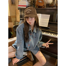 批发实拍韩系做旧水洗蓝<b class='q'>牛仔</b>长袖<b class='q'>衬衫</b>女2026秋季设计感百搭休闲Polo领