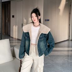 批发实拍 大翻领羊羔毛加绒牛仔外套女冬季新款加厚气质短外套潮
