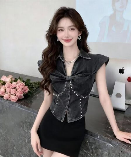 개성 단추 스타일 레트로 데님 조끼 여성 2026 여름 섹션 프릴 V넥 몸매 가꾸기 쇼트 스타일 무거운 작업 맨위