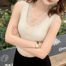 批发实拍冰丝针织衫2026短袖女夏季新款显瘦V领蕾丝花边背心<b class='q'>打底</b>衫